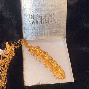 Oscar de la Renta Gold Feather Chain Necklace